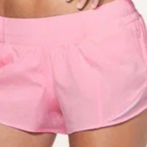 Lululemon light pink hotty-hot shorts 2 inch